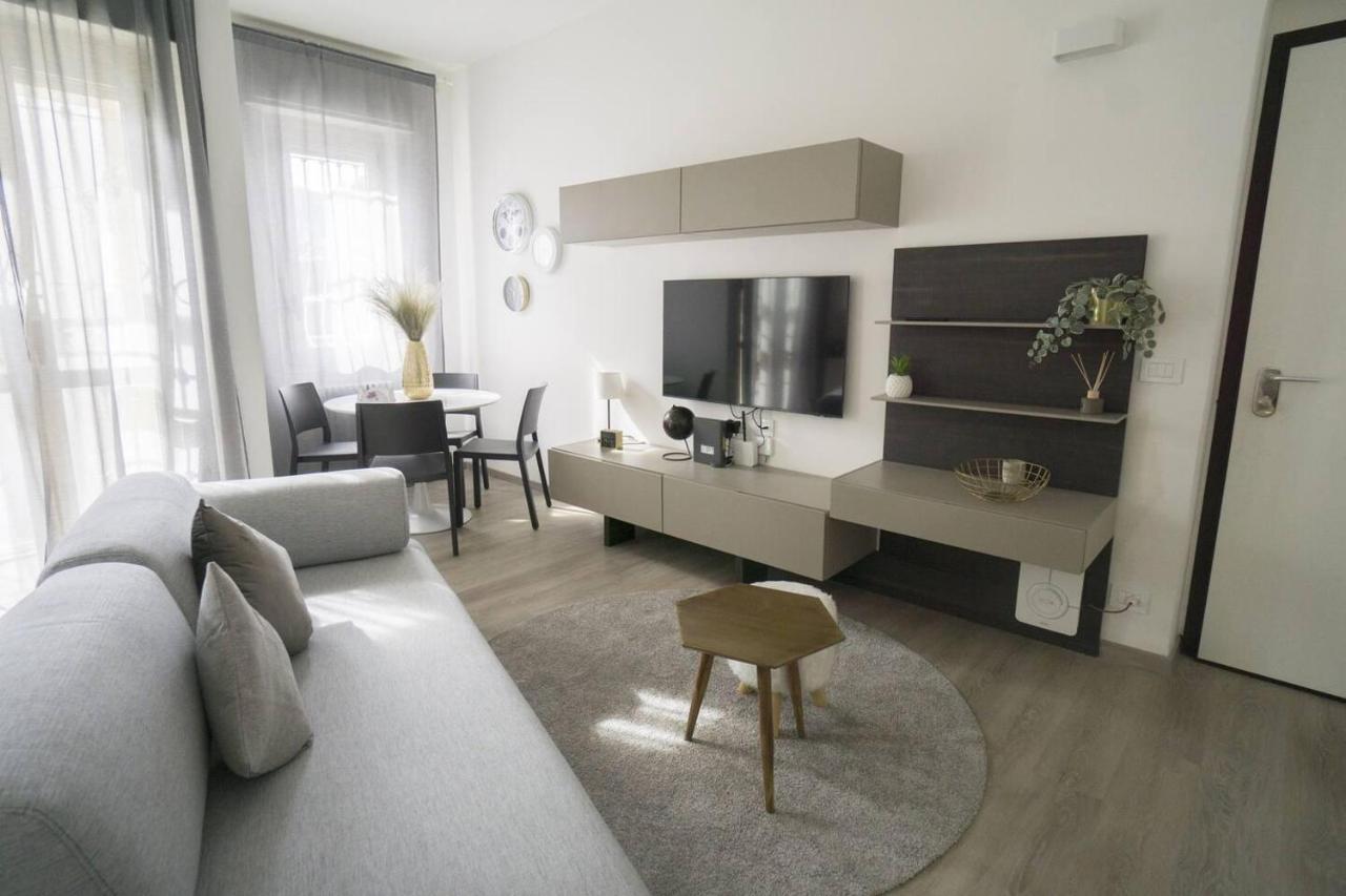 Splendido Dpto Con 2 Letti E 2 Bagni Ad Asti Italy Apartamento Exterior foto